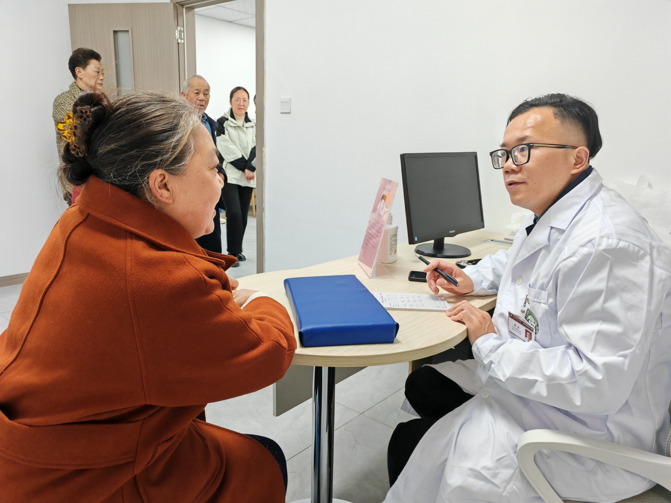 【便民爆款】小區(qū)里的&ldquo;家庭中醫(yī)&rdquo;，家門(mén)口的"三甲售后"！